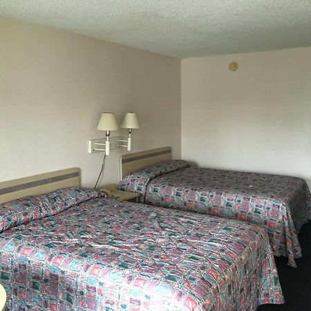 Oyo Hotel New Port Richey Gulf Beach Us 19 מראה חיצוני תמונה